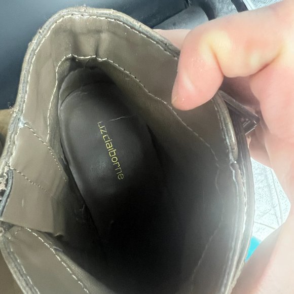 Liz Claiborne Posh Women's Dark Taupe Ankle Boots Size 9M - Picture 15 of 17